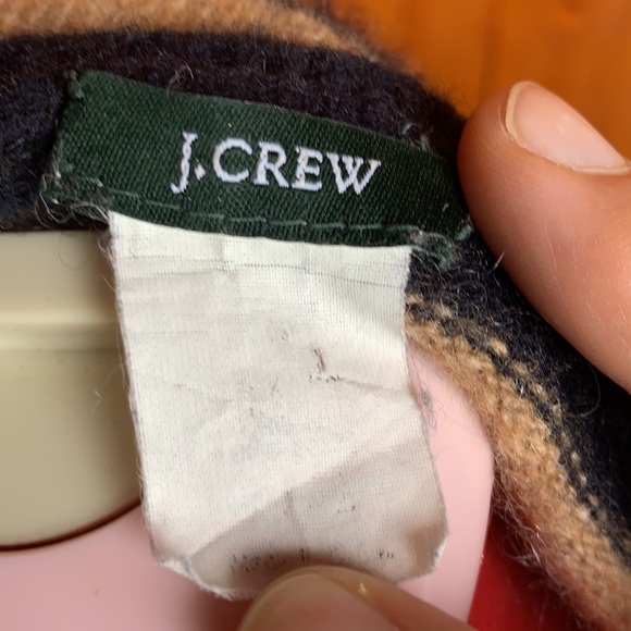 J Crew wool and cashmere sweater - Picture 4 of 5